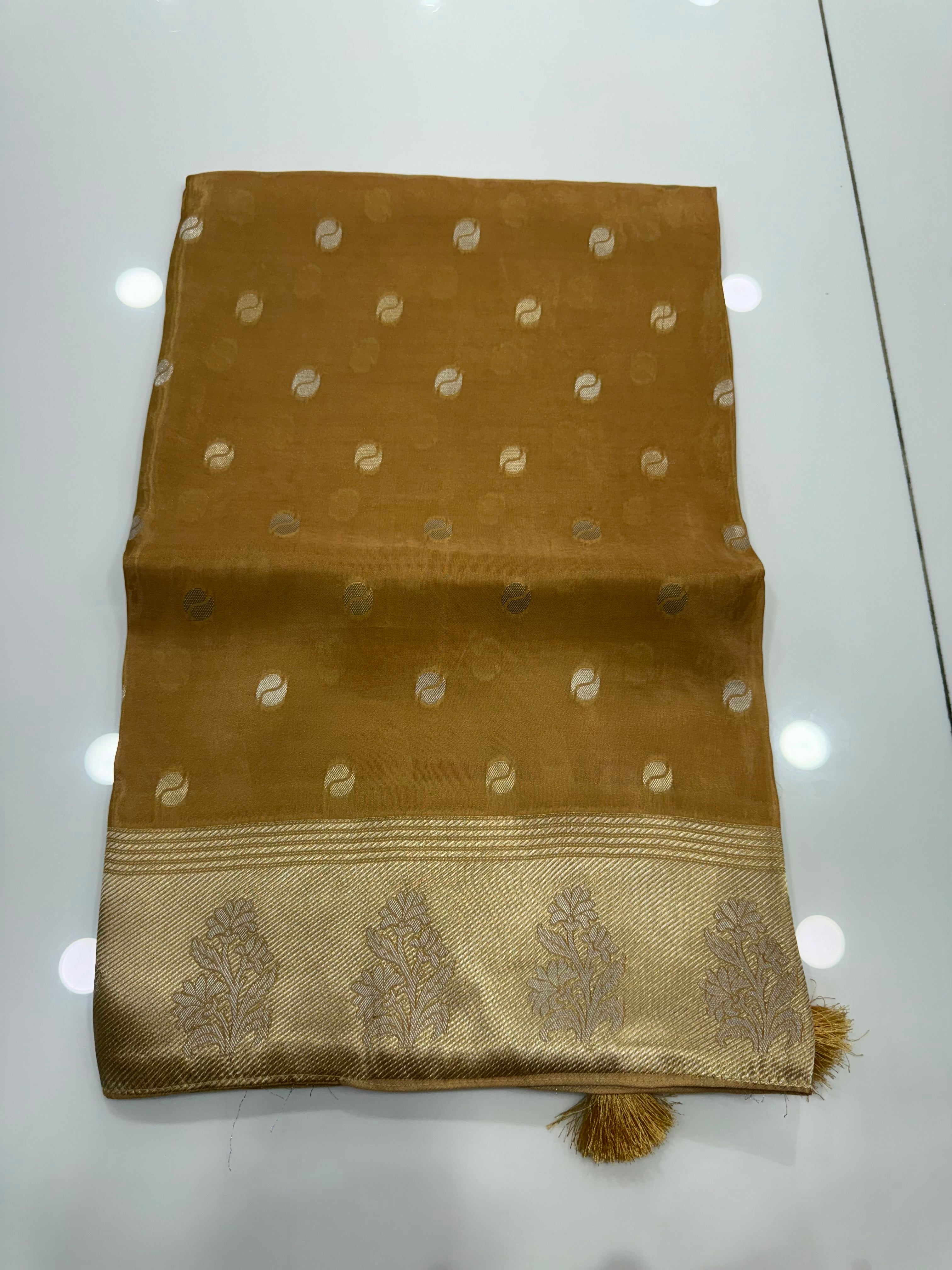 SSS-78 desiner with soft tiuuse saree