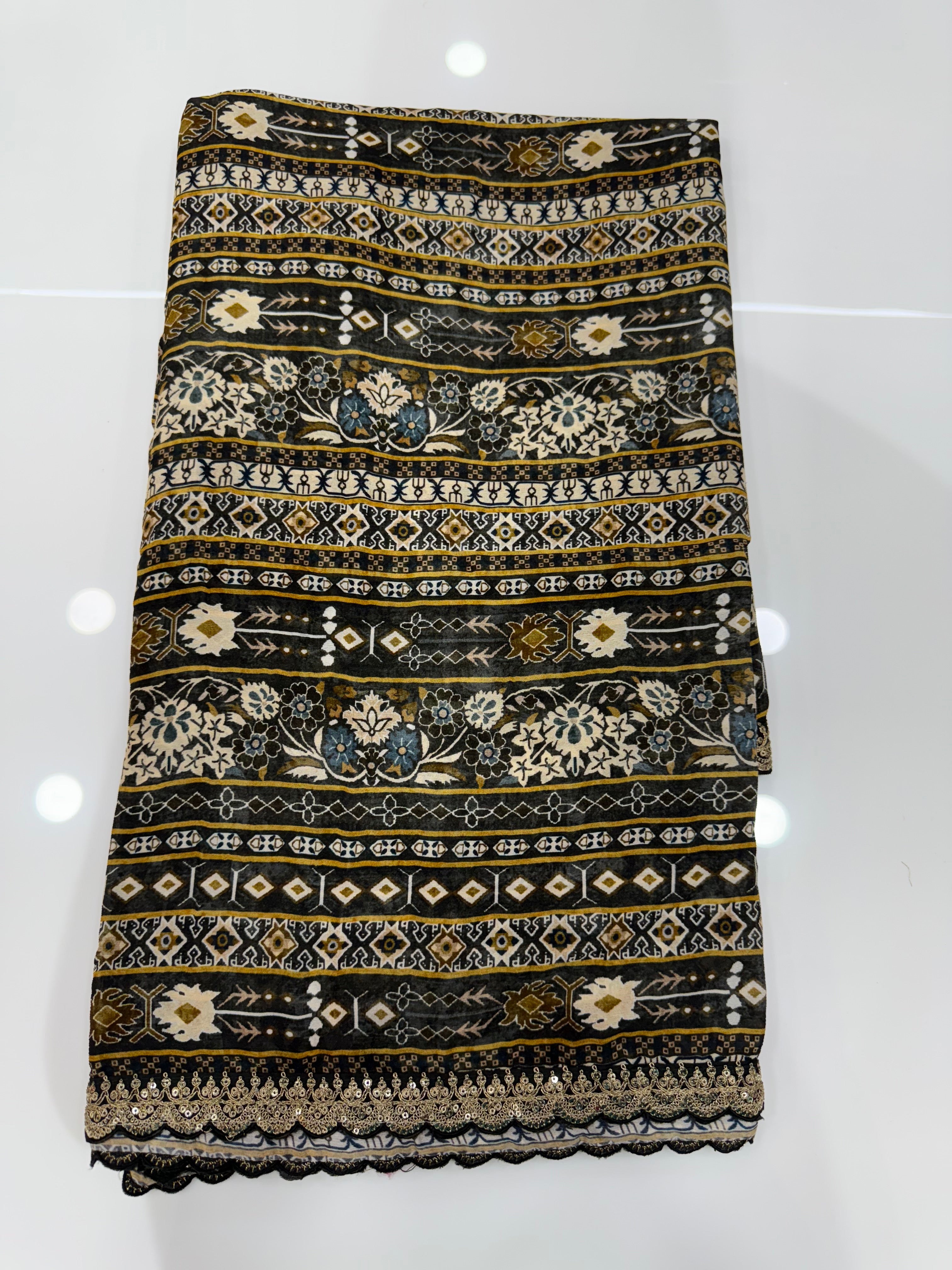 SSS-140 celebrity inspired laya sarees chinnon lace border.