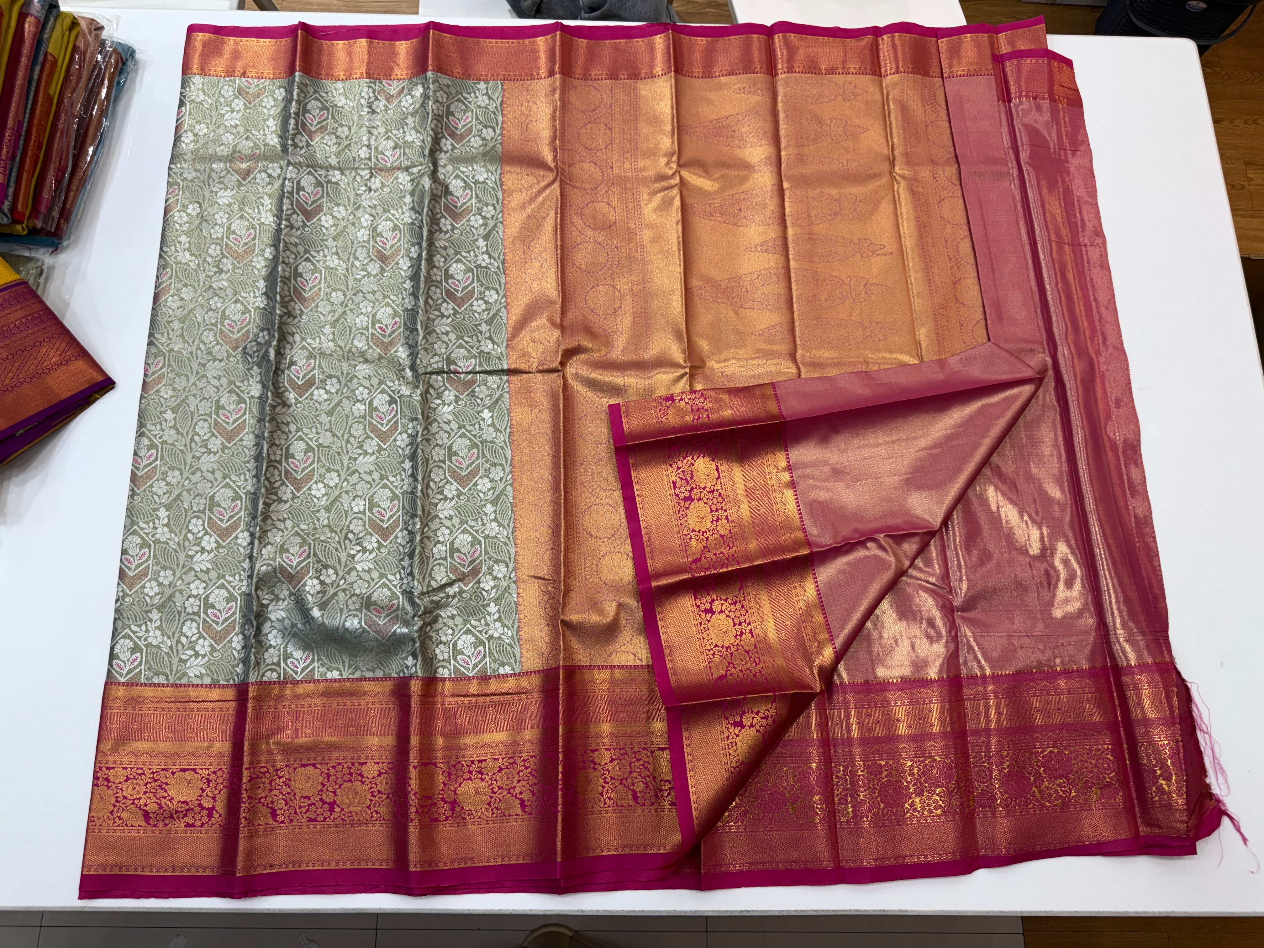 SSS-10 kanchi pattu semi