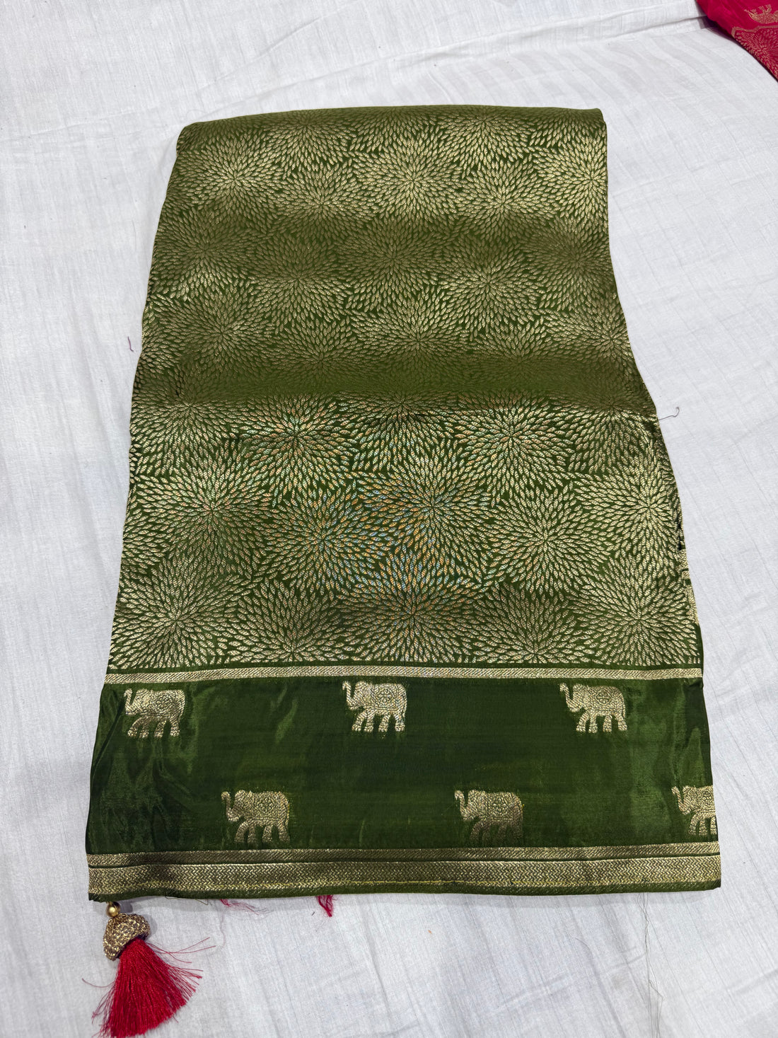 SSS- 50 mushru sattin banarasi ￼