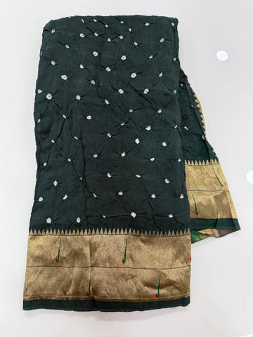 SSS-24 bandini with paithani