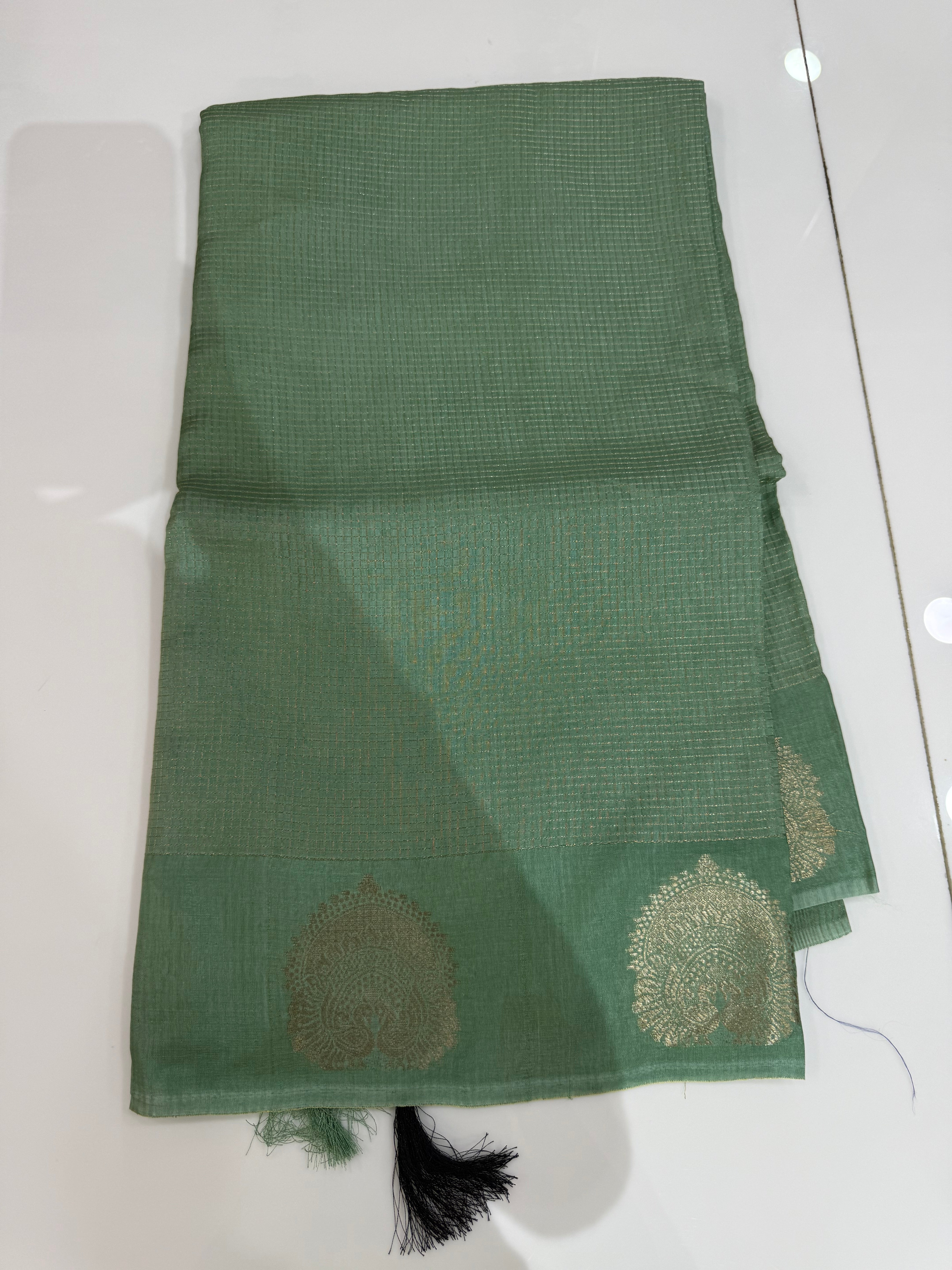 SSS-129 russian silk