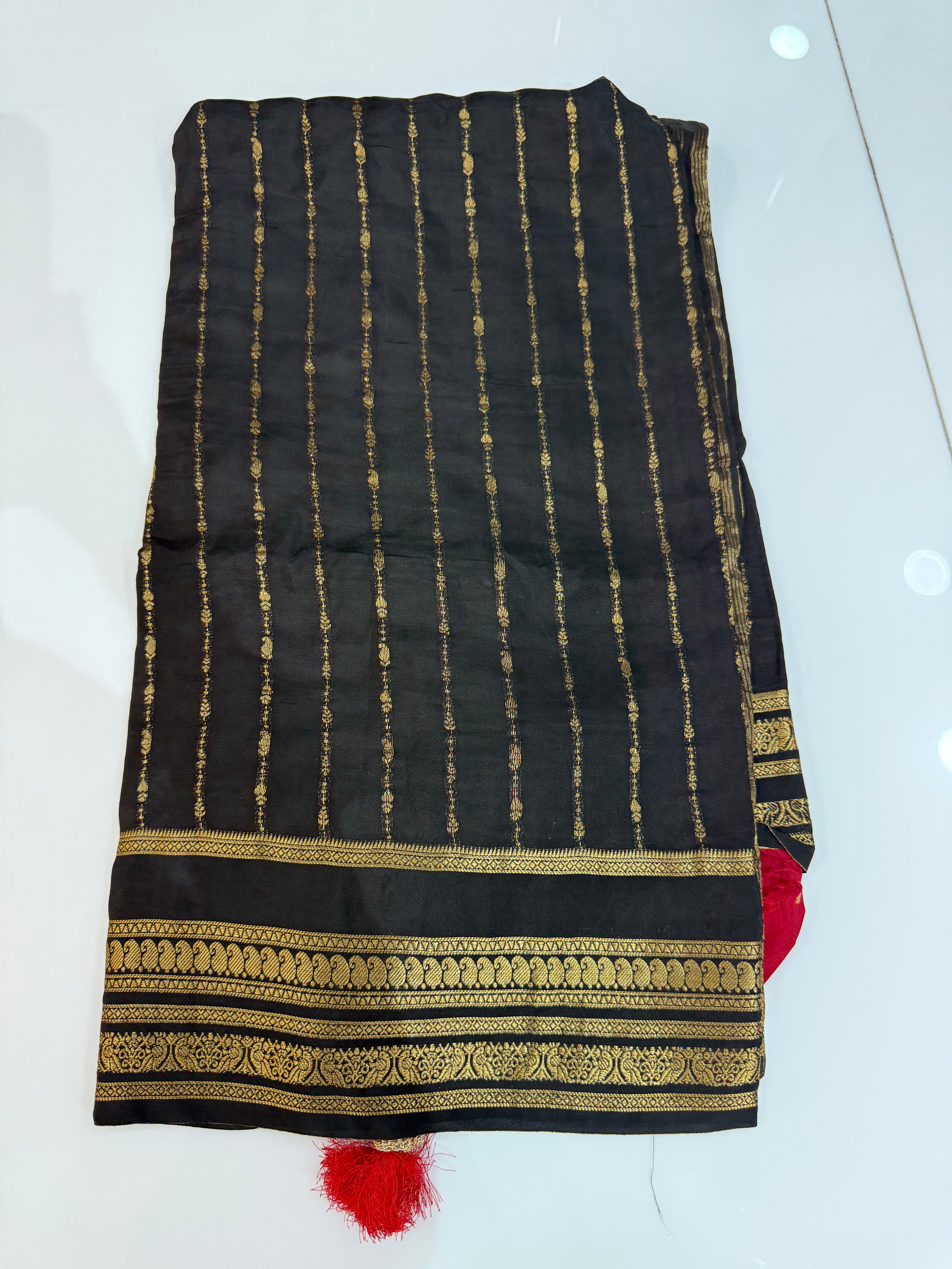 SSS-121 vintage mysore silk sares