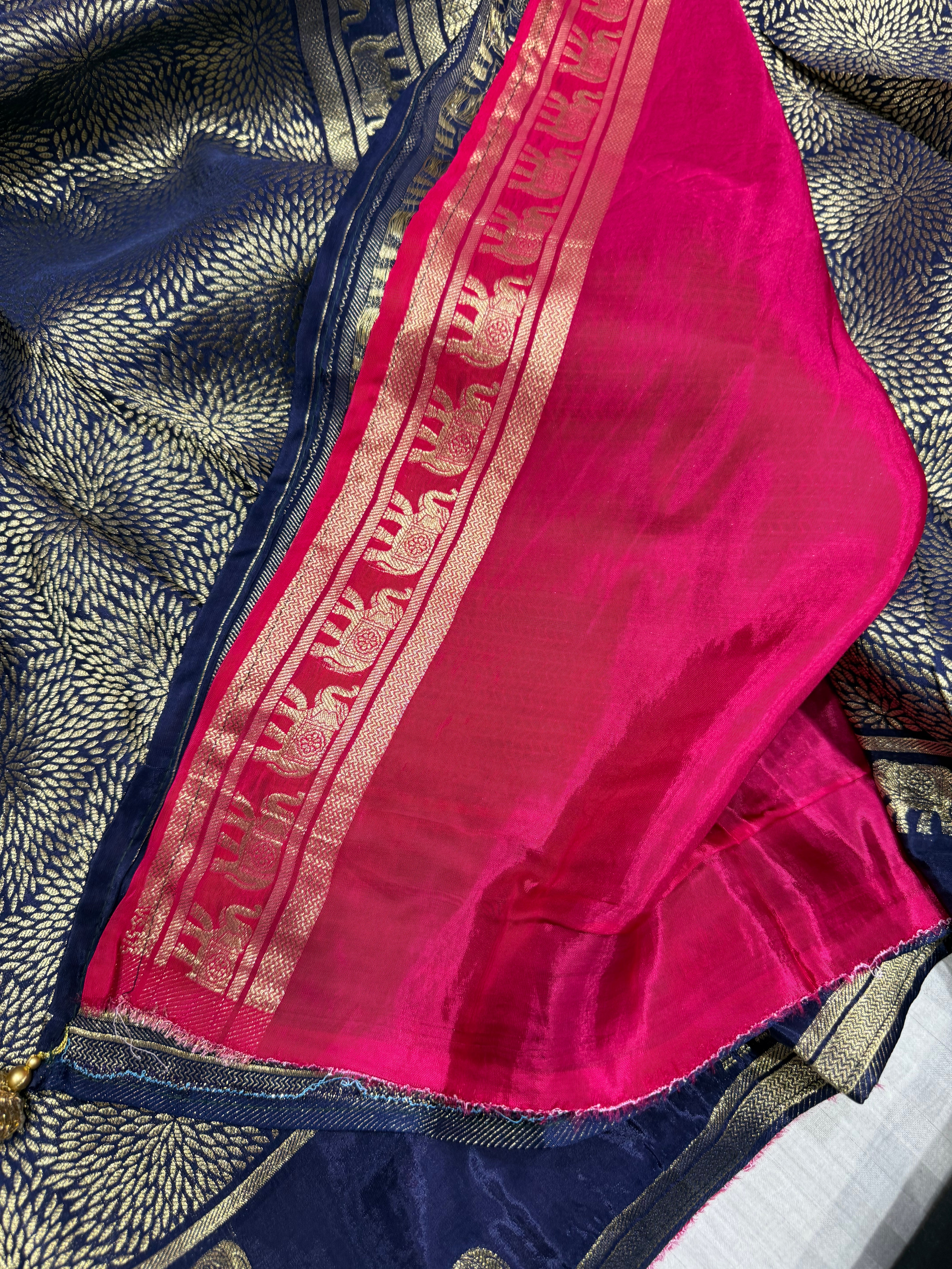 SSS- 50 mushru sattin banarasi ￼