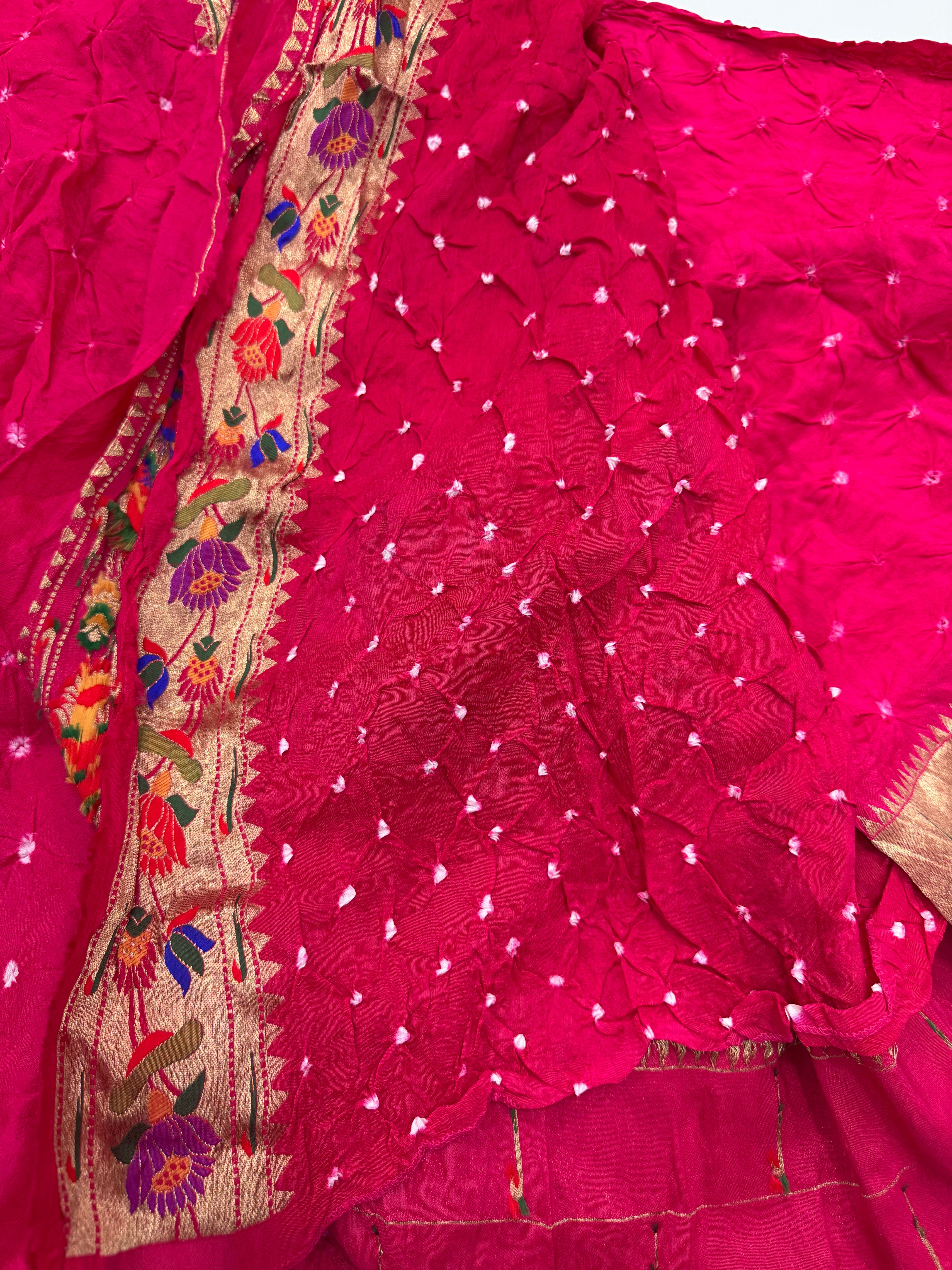 SSS-24 bandini with paithani