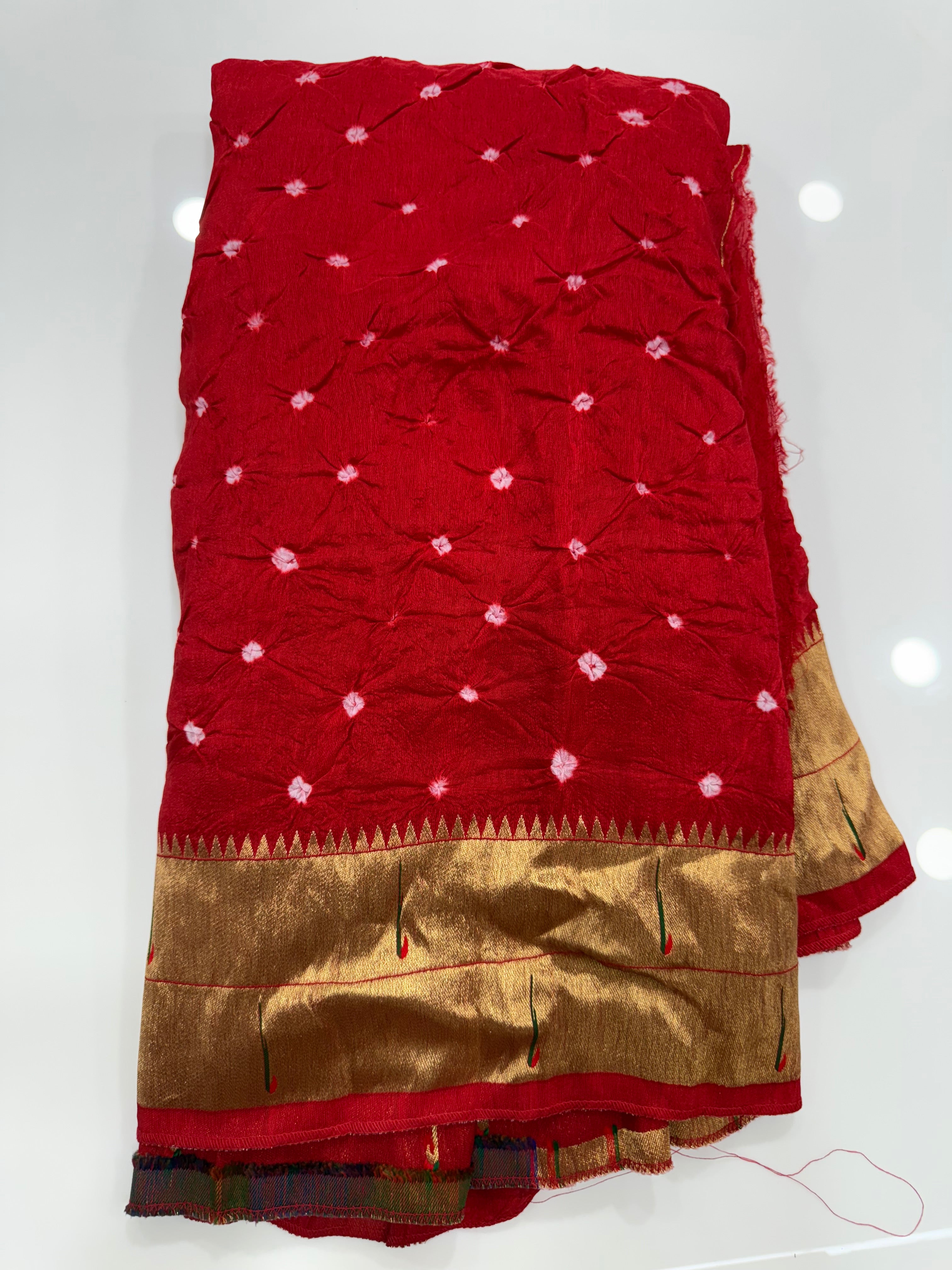 SSS-24 bandini with paithani