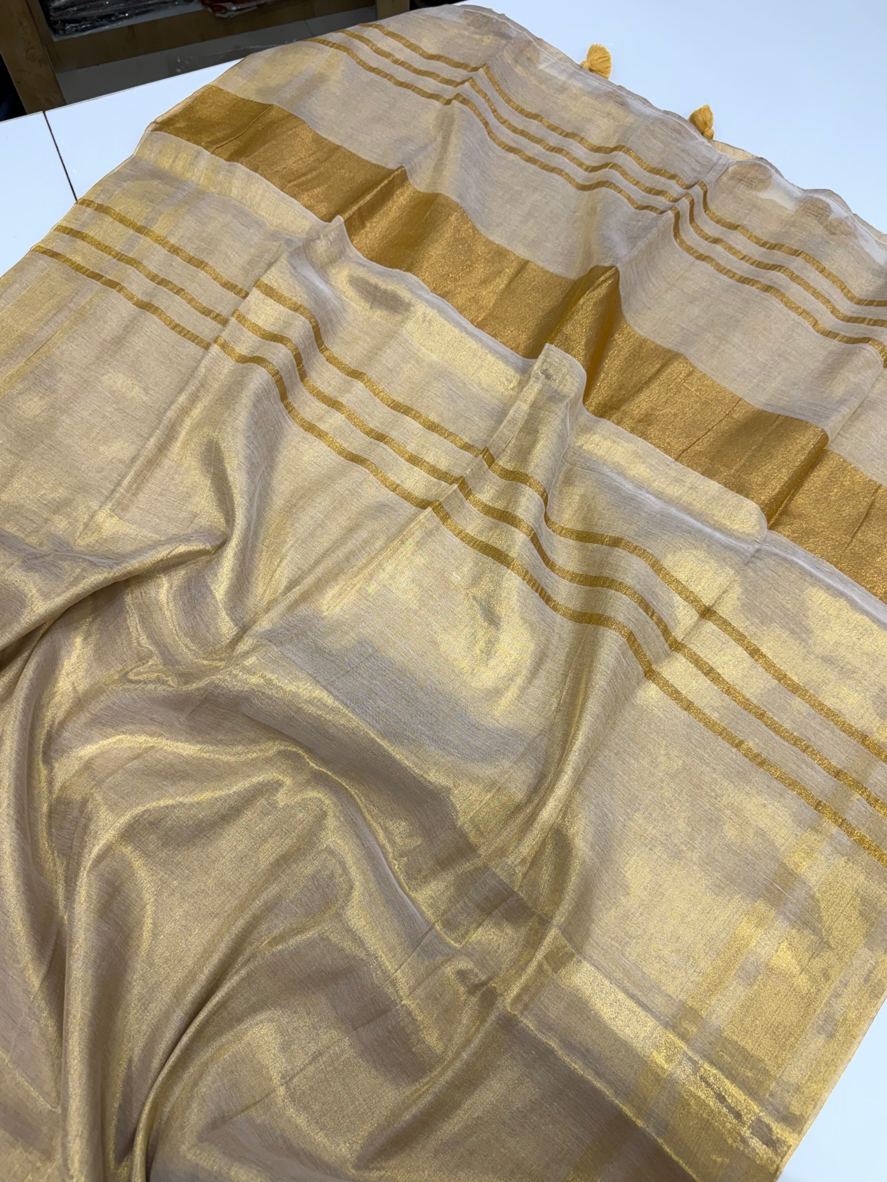SSS-162 gold Lenin tissue