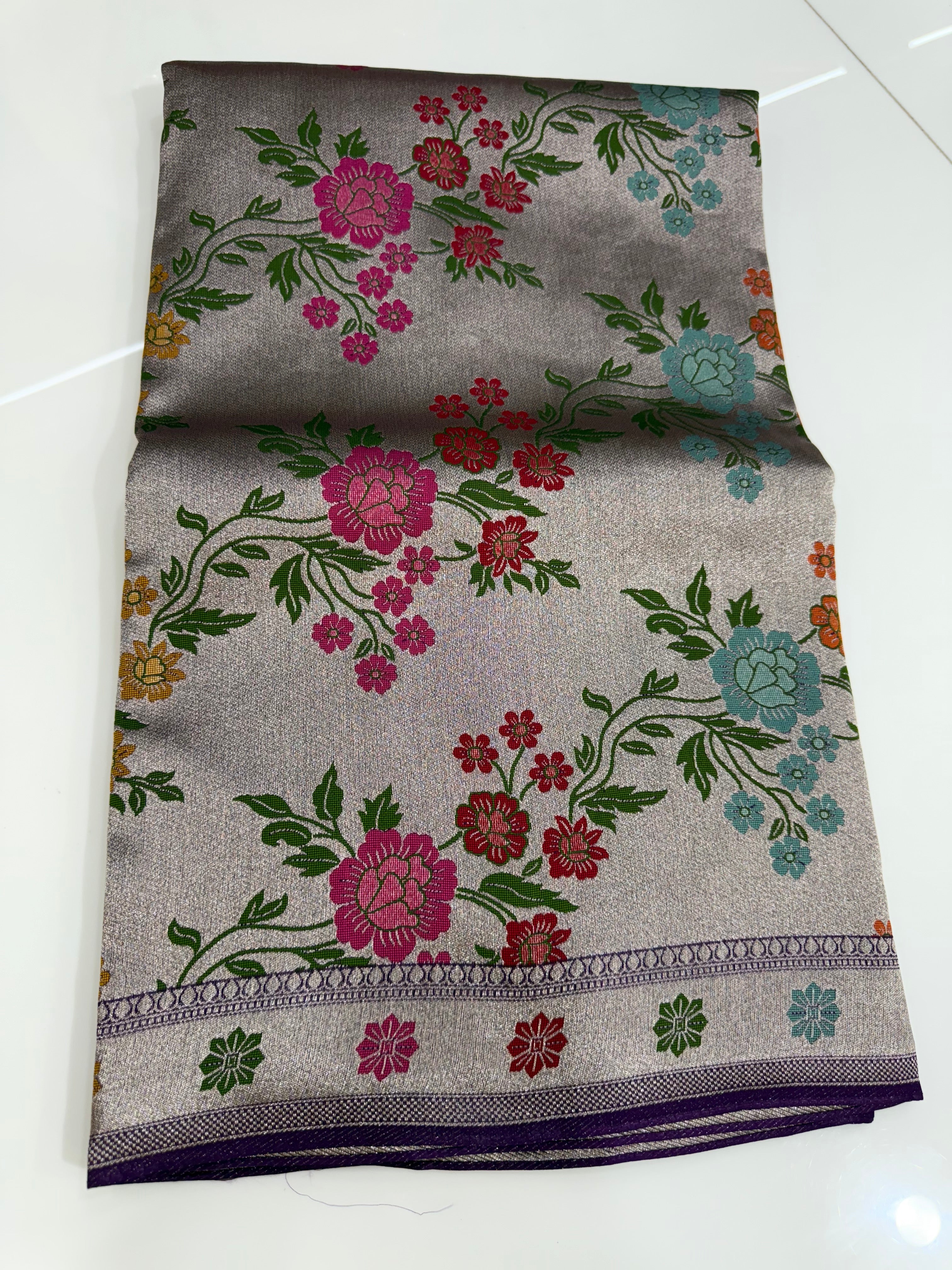 sss 101 iktara banarasi kaddhi   sarees