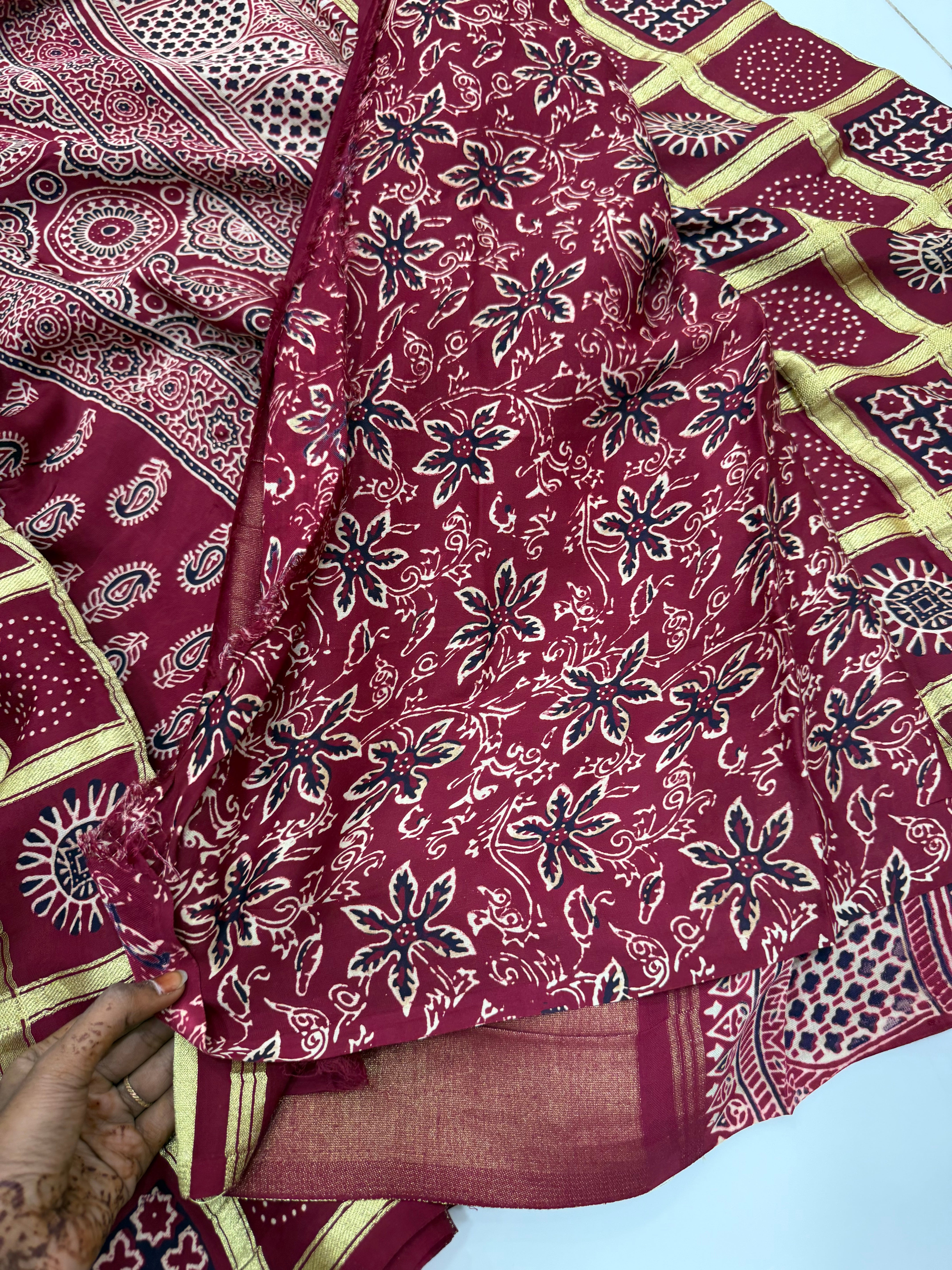 SSS-25 ajrak saree